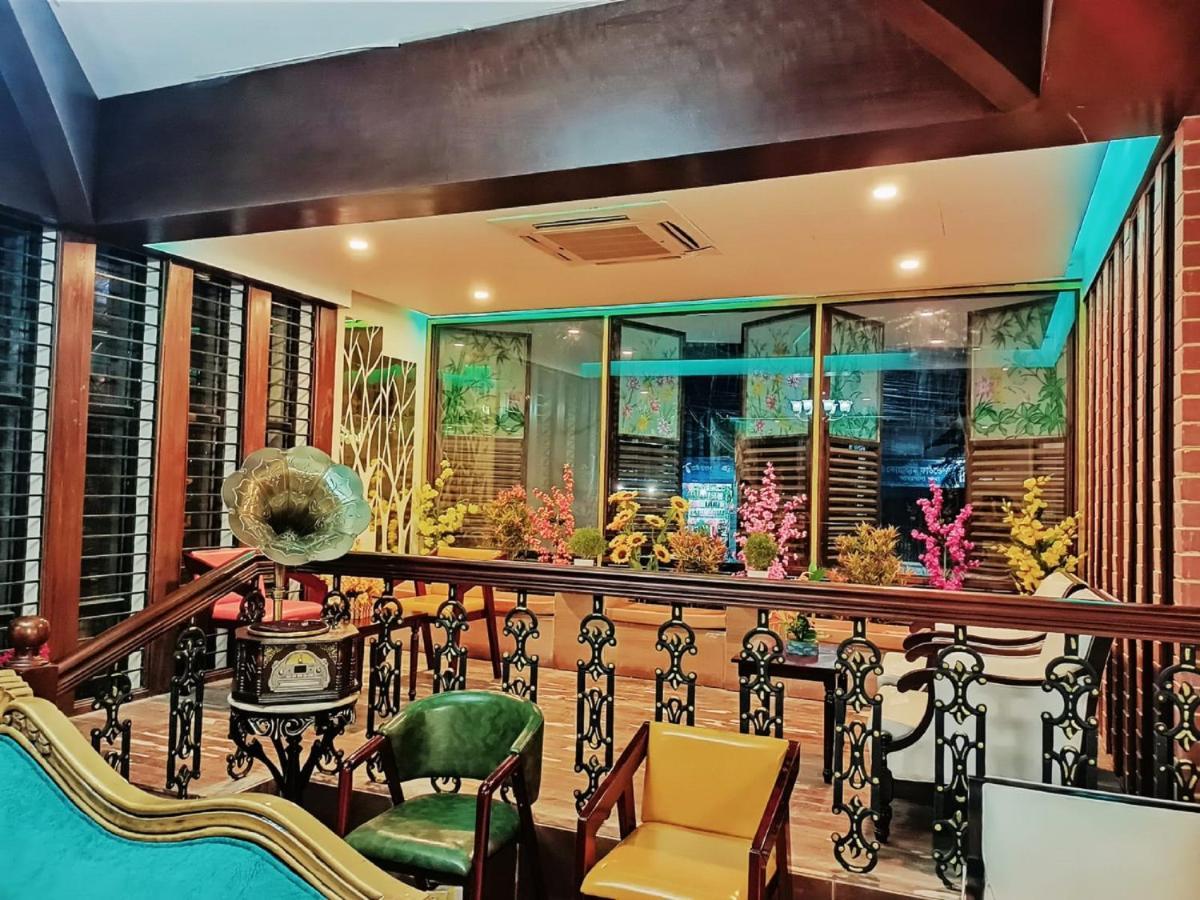 Hotel Crystal Rose - Sylhet Exterior foto